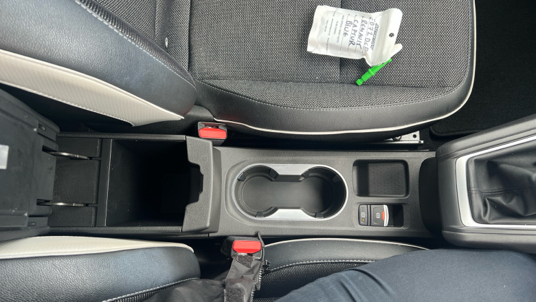 Renault Captur 1.0 TCE 90 Techno 5dr Petrol Hatchback